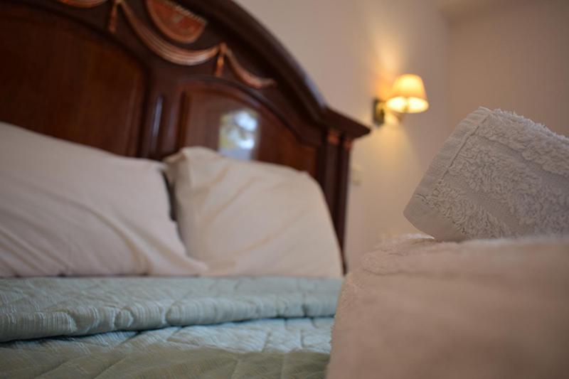 Marzi Beach And Bungalows Hotel Kokkonion Ngoại thất bức ảnh