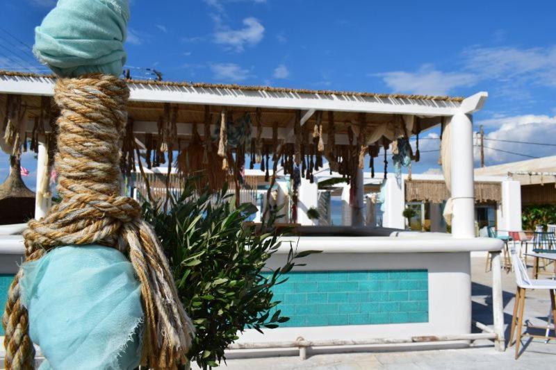 Marzi Beach And Bungalows Hotel Kokkonion Ngoại thất bức ảnh