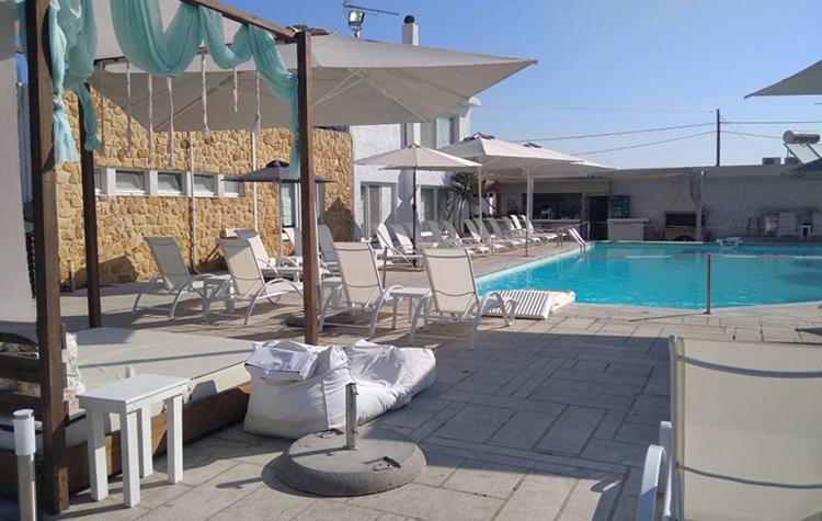 Marzi Beach And Bungalows Hotel Kokkonion Ngoại thất bức ảnh